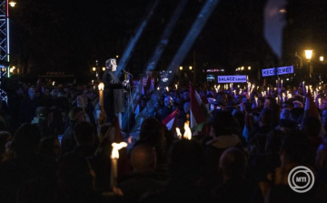 Orbán Viktor szerint összejátszanak a titkosszolgálatok és a Tisza