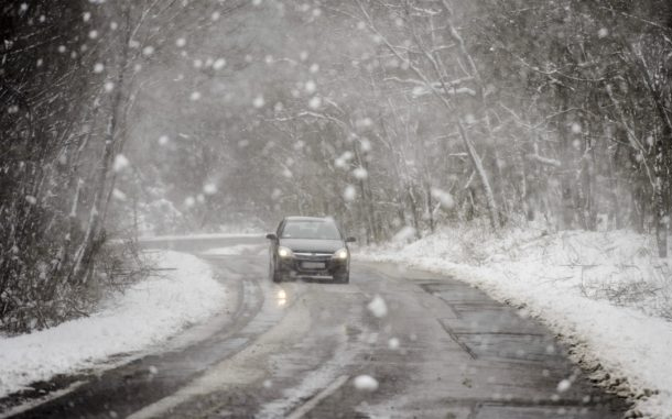 Magyar Közút: téli csapadék érkezik, több hullámban, többféle formában