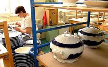 Csütörtökön dönthetnek a Zsolnay-gyár sorsáról